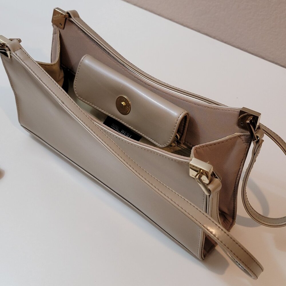 Nine West Beige Shoulder Bag with Gold Hardware - Picture 5 of 12